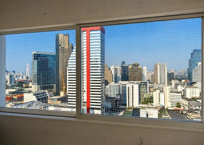 1br 50sqm Walk To Bts Center *