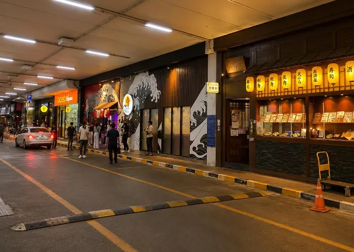 Апартаменты 1br 50sqm Walk To Bts Center